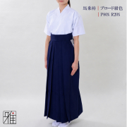 弓道 女性用 馬乗袴 通年用 ブロード織 紺色｜奥ヒダステッチ入・後ろ一本ヒダ｜27～28号｜ポリ80％レーヨン20％【受注製作商品】