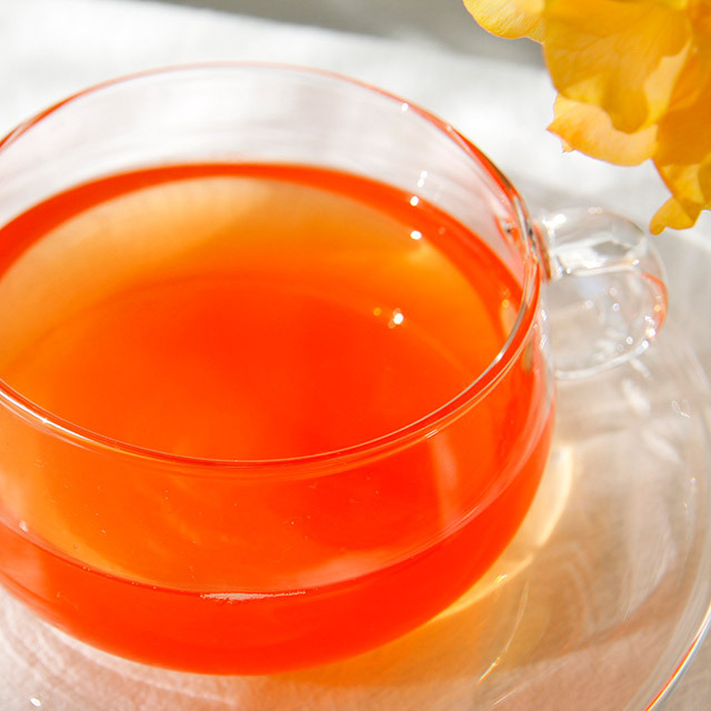 短鎖脂肪酸3種類含有ドリンク「魔法のTANSA409」マンゴーお湯割り