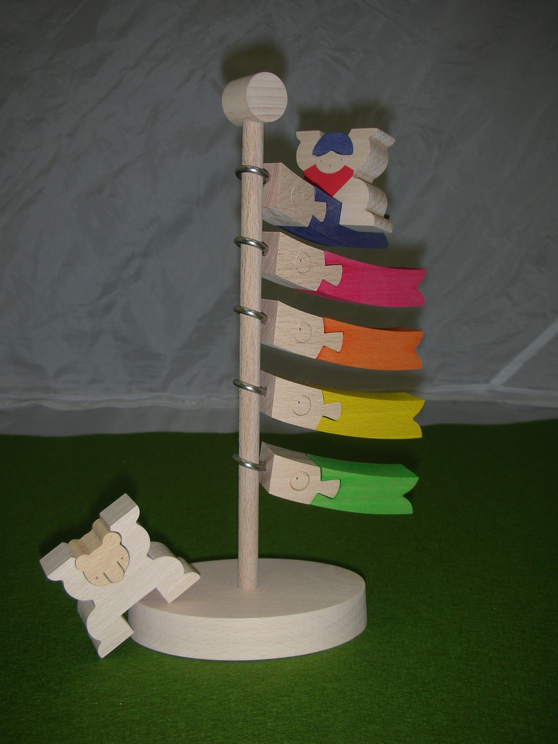 組み木の鯉のぼり