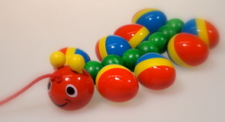 WALTERむかで　～カラフルな色彩が子ども達の目を引きます～