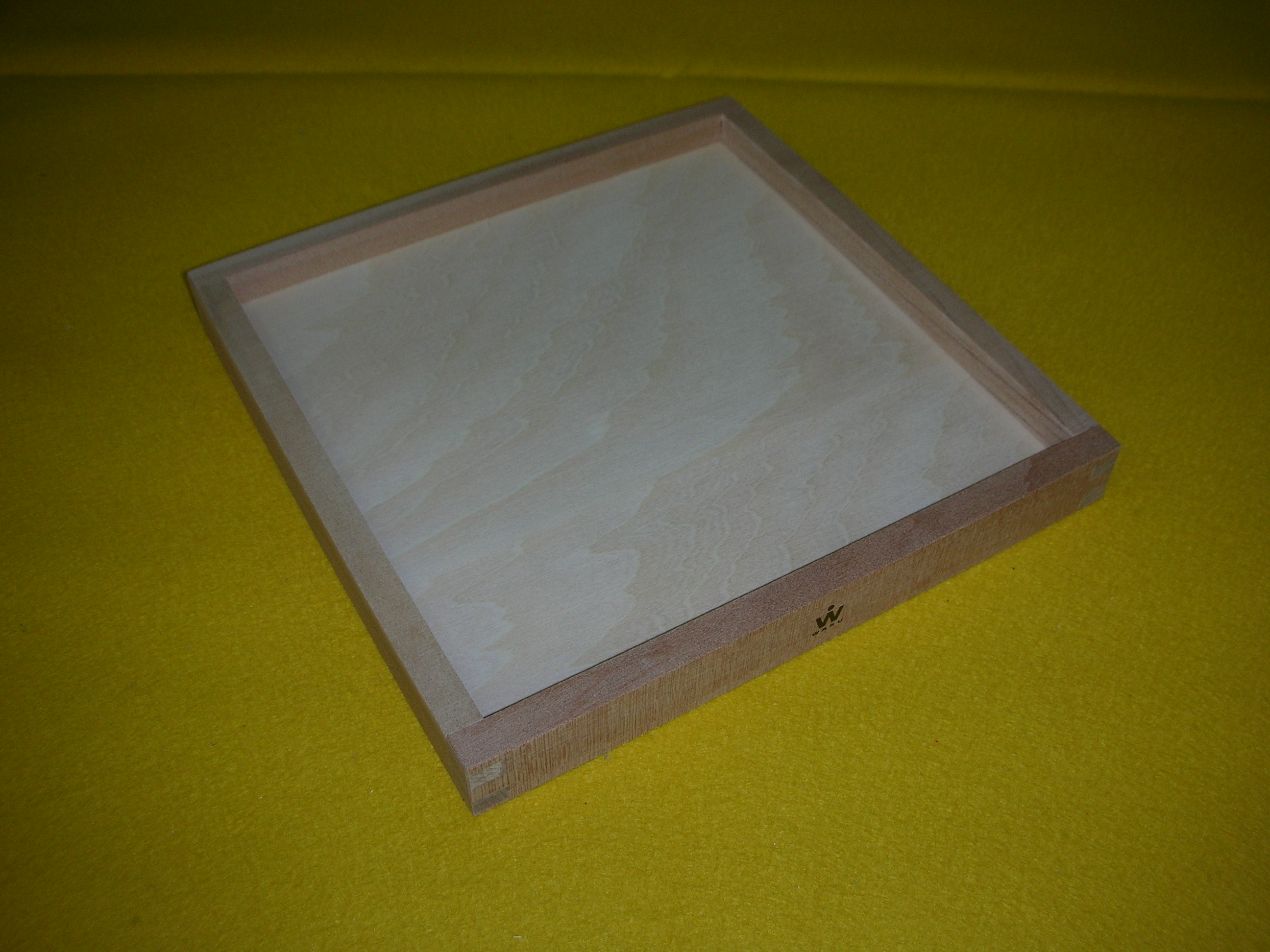 わくわくトレイ　～積木遊びが広がるトレイです。～