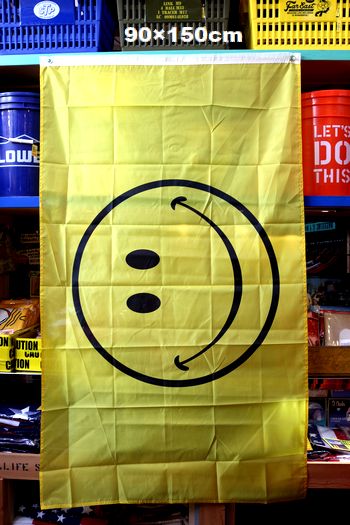 スマイルフラッグ 90 150ｃｍ タペストリー のれん ニコちゃん Smile