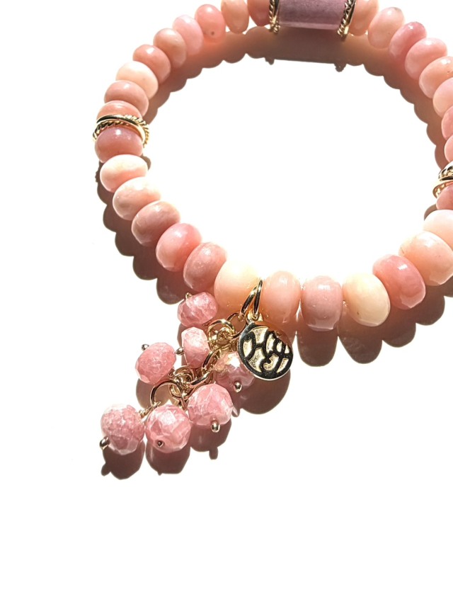 Hilary Joy Couture ニューヨーク発、世界を旅して出会った天然石が生み出す一点物のジュエリー。身に着けられるアート。
