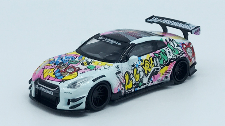 1/64 LB★WORKS Nissan GT-R R35 タイプ2 リアウイング バージョン 3"LBWK Kuma Graffiti"