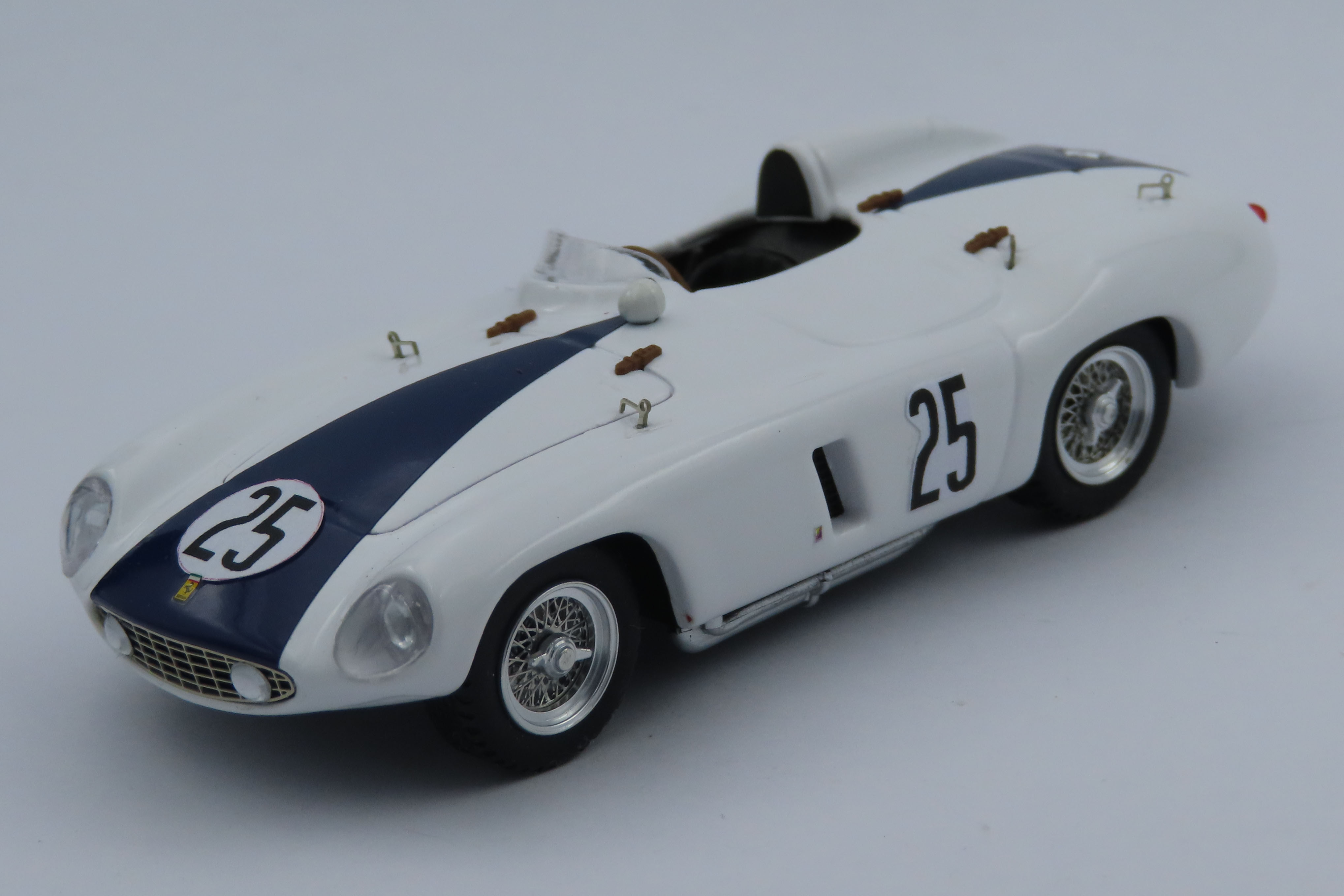 ART MODEL 1/43 フェラーリ 750 モンツァ セブリング12時間 1955 2位入賞車 P. Hill/C. Shelby シャーシNo.0510