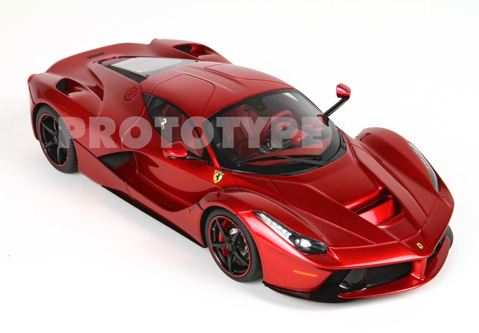 95％以上節約 BBR 1 12 Ferrari La Rosso fuoco ケース付 ラフェラーリ