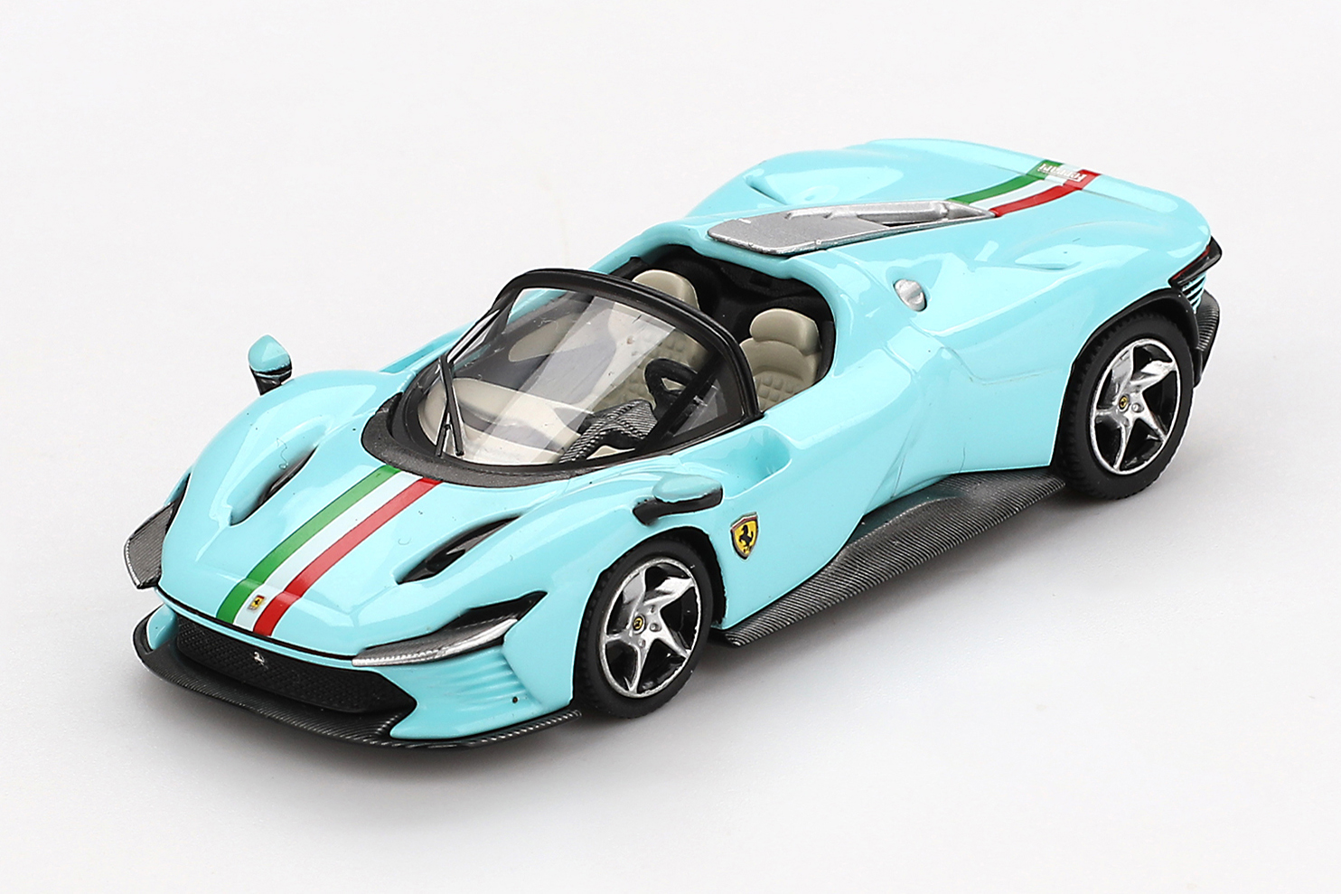 BBR 1/64 フェラーリ デイトナ SP3 ライトブルー