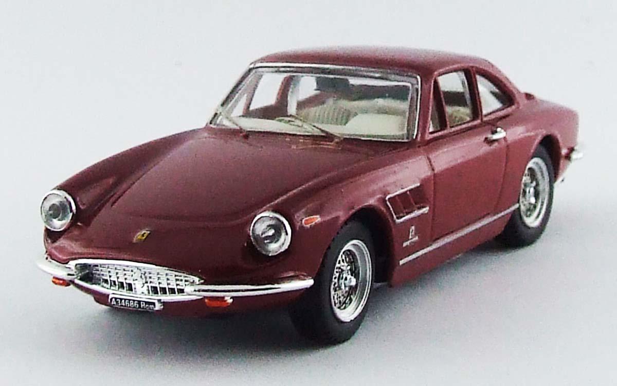 BEST MODEL 1/43 フェラーリ 330 GTC クーペ　レッド
