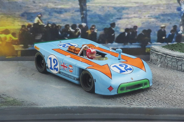 BEST MODEL 1/43 ポルシェ 908/03 タルガ フローリオ 1970 優勝車 Joseph Siffert ドライバー付(ジオラマはレジン製)
