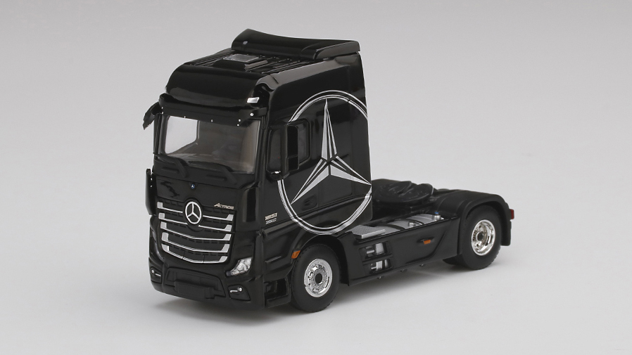 MINI GT 1/64 メルセデス ベンツ アクトロス ブラック/シルバーメルセデスロゴ（左ハンドル）