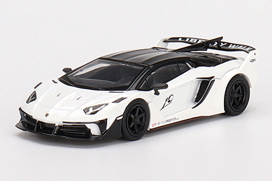 MINI GT 1/64 LB-Silhouette WORKS ランボルギーニ アヴェンタドール GT EVO ホワイト(右ハンドル)