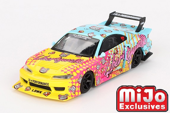 MINI GT 1/64 Nissan LB-Super Silhouette シルビア S15 KUMA(右ハンドル)