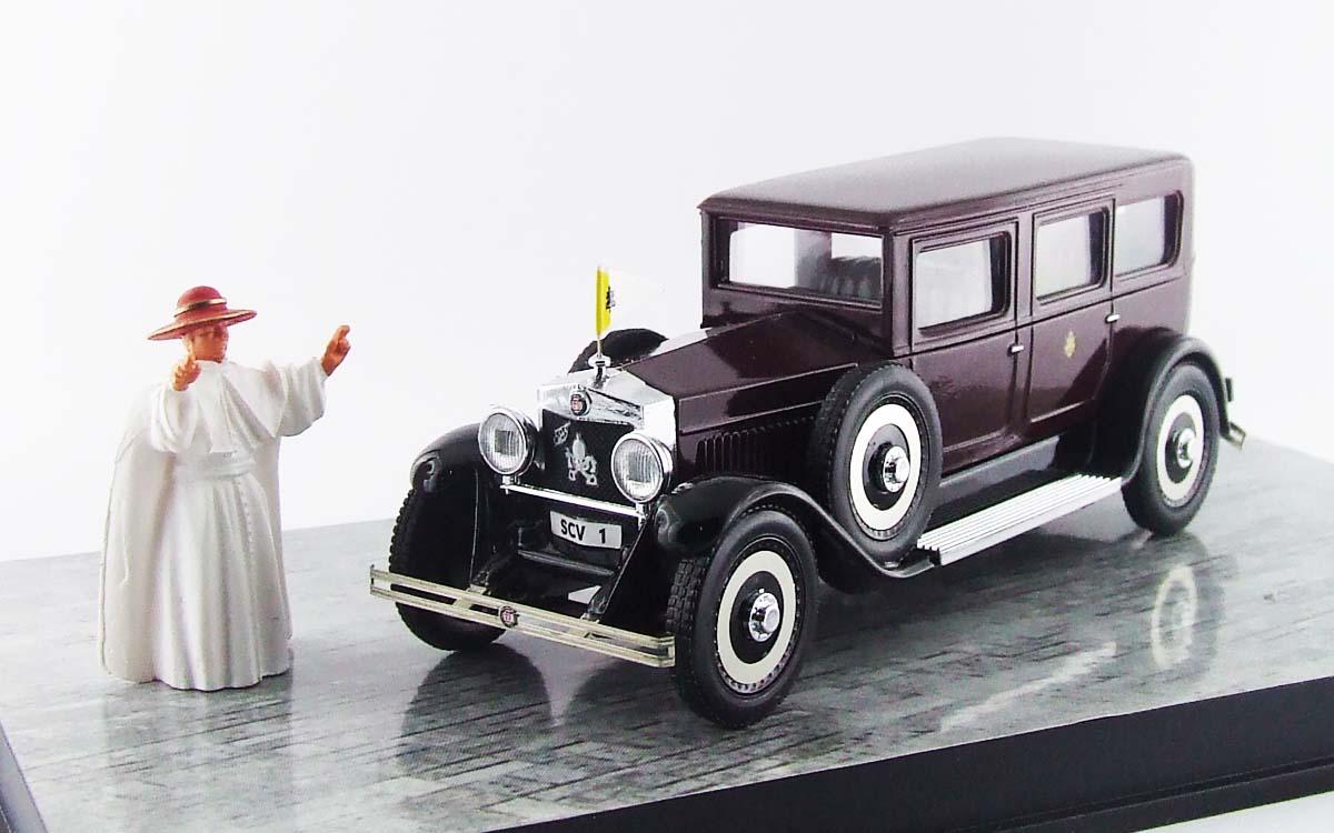 RIO 1/43 フィアット 525 ピウス11世 専用車 フィギュア付属