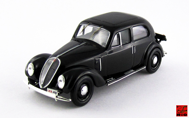 RIO 1/43 フィアット 1500 6C 共和党州兵車両　1941 (警察）