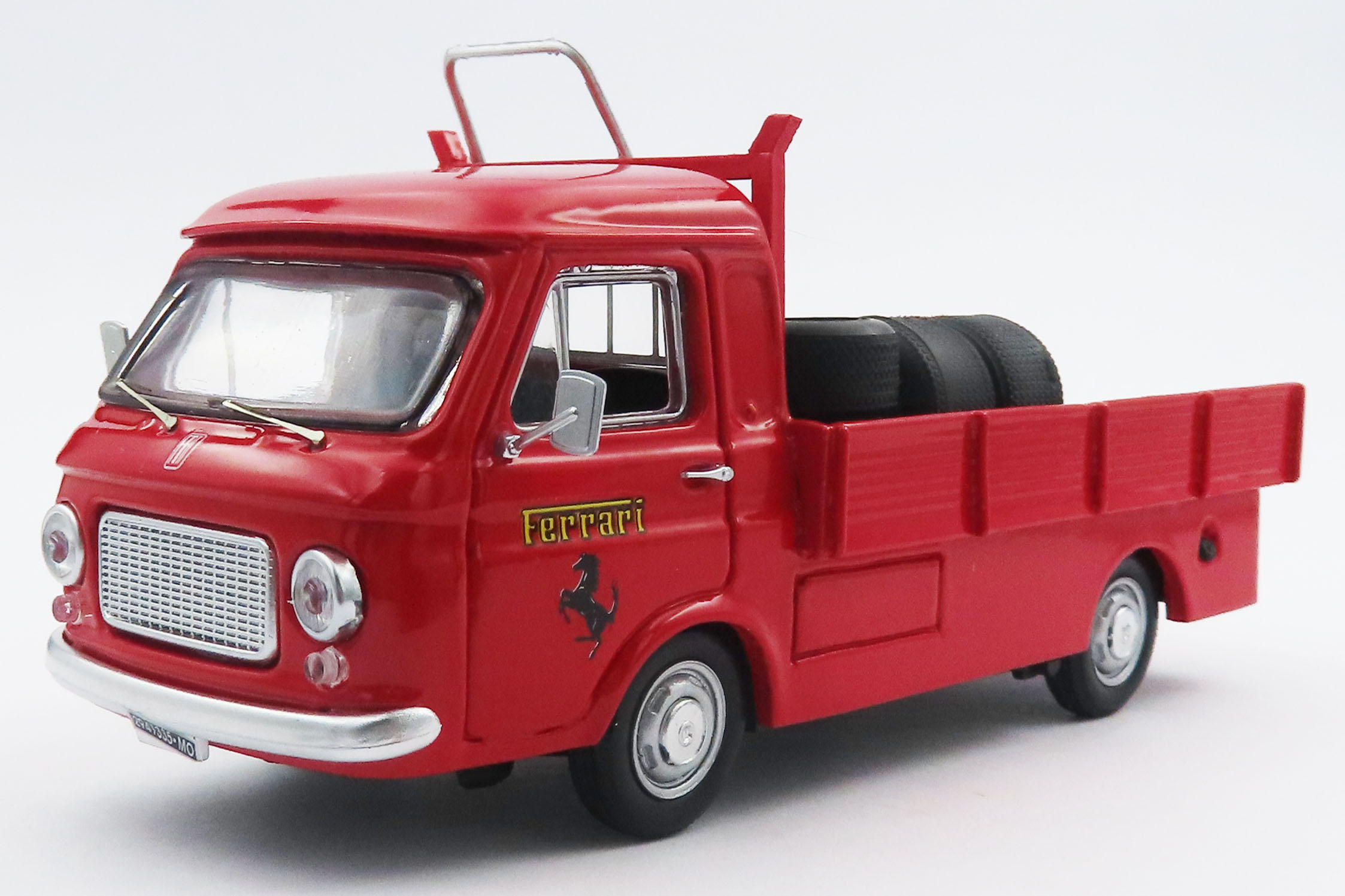 RIO 1/43 フィアット 238 スクーデリア・フェラーリ F1 1970 サービス・トラック (レジン製)