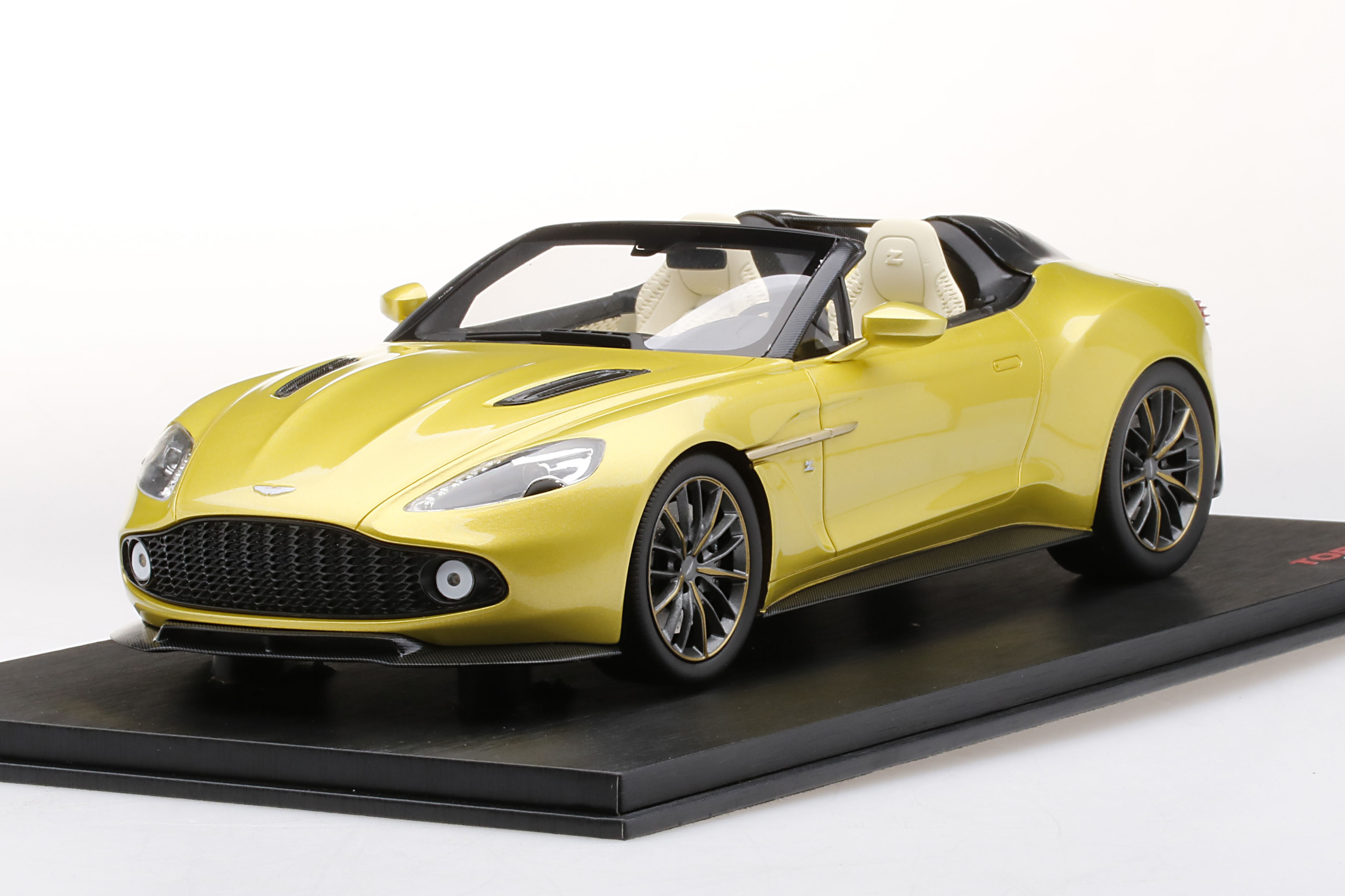 Top Speed 1/18 アストンマーチン ヴァンキッシュ ザガート スピードスター コスモポリタンイエロー サンリッチジャパン