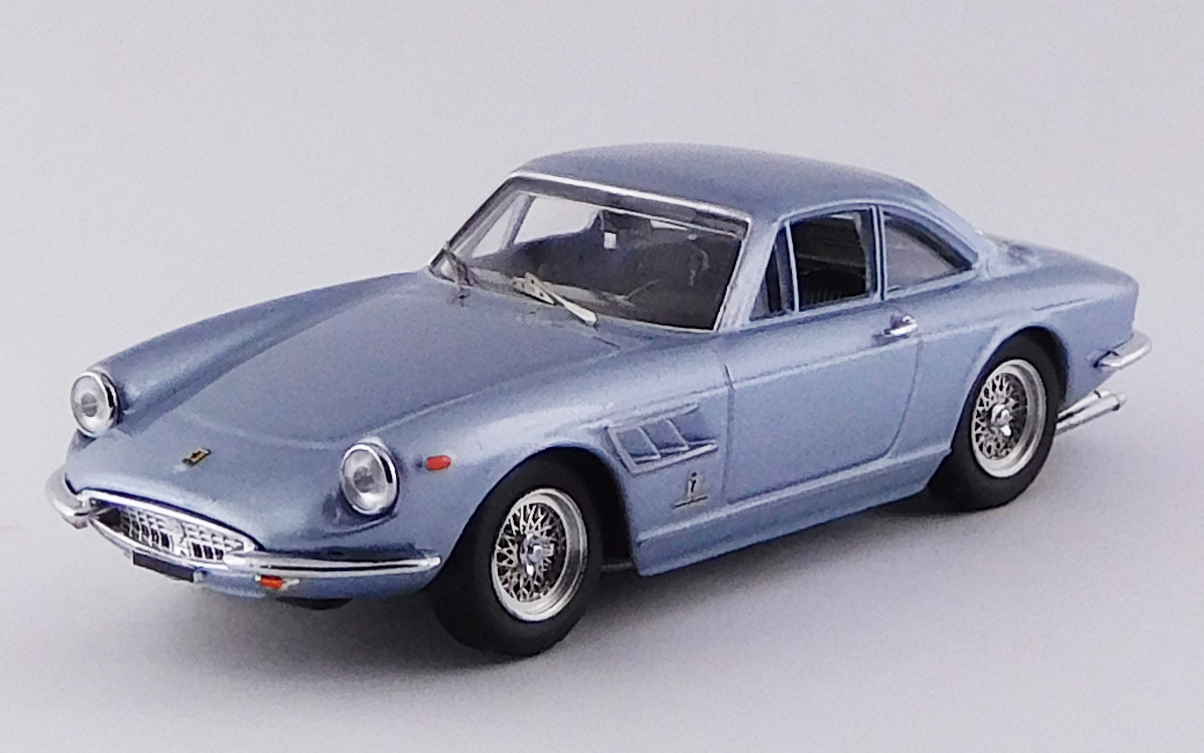 BEST MODEL 1/43 フェラーリ 330 GTC 1966 メタリック ライトブルー