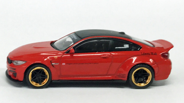 MGT00154-L 1/64 LB☆WORKS BMW M4 レッド(左ハンドル)