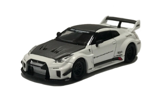 MINI GT 1/64 LB-Silhouette WORKS GT Nissan 35GT-RR バージョン1 ホワイト(左ハンドル)