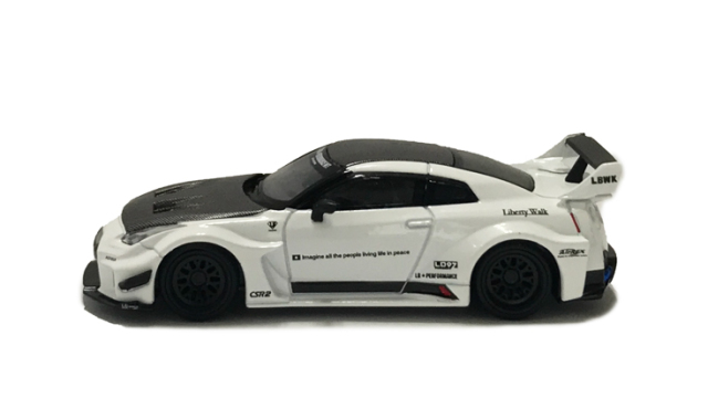 ⭐️MINI GT LB- WORKS GT 日産 35GT-RR ホワイト L ⭐️MINI GT LB- WORKS GT 日産 35GT-RR ホワイト L - メルカリ