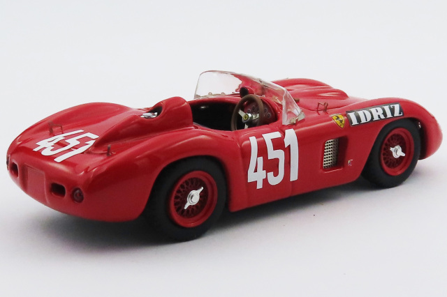 超希少！1/43 フェラーリ ベルリネッタ ルッソ スーパーレッジーラ フェラーリ 250GT/L ベルリネッタ・ルッソが約2億円で