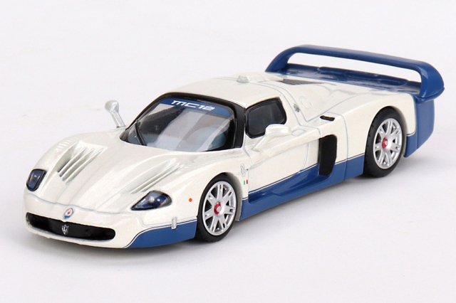 BBR 1/64 マセラティ MC12 ストラダーレ ホワイト