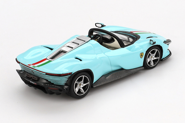 BBR 1/64 フェラーリ デイトナ SP3 ライトブルー - サンリッチジャパン