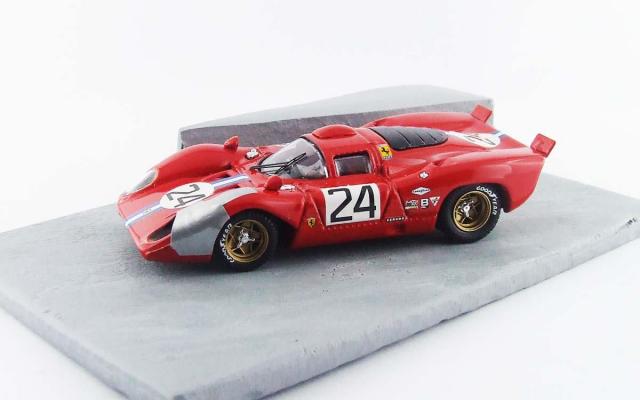 BEST MODEL 1/43 フェラーリ 312 クーペ デイトナ1970 Parkes/Posey #24 ジオラマセット