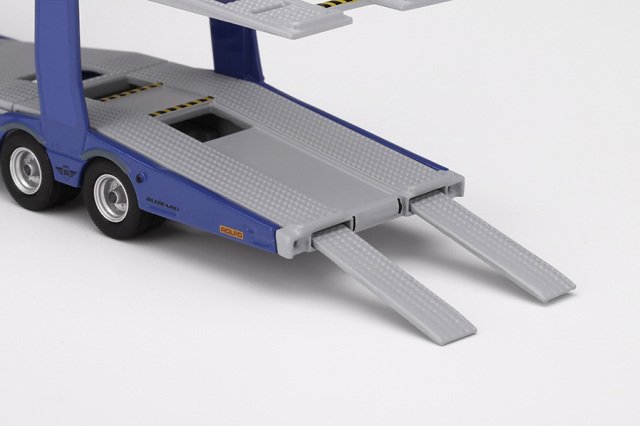 MINI GT 1/64 メルセデス ベンツ アクトロス/カーキャリアトレイラー  