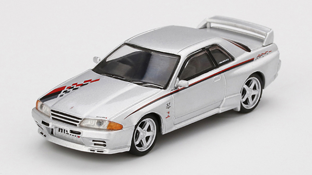 MINI GT 1/64 Nissan GT-R R32 Nismo S-Tune シルバー(右ハンドル)