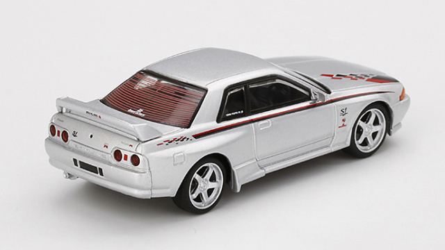 MINI GT 1/64 Nissan GT-R R32 Nismo S-Tune シルバー(右ハンドル)