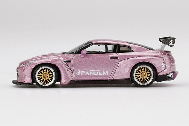 MINI GT 1/64 Pandem Nissan GT-R R35 GTウィング パッションピンク(右  