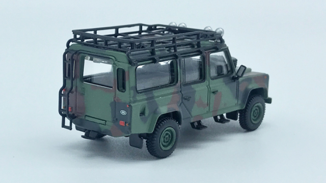 MINI GT 1/64 ランドローバー ディフェンダー 110 ミリタリーカモフラージュ(香港限定)