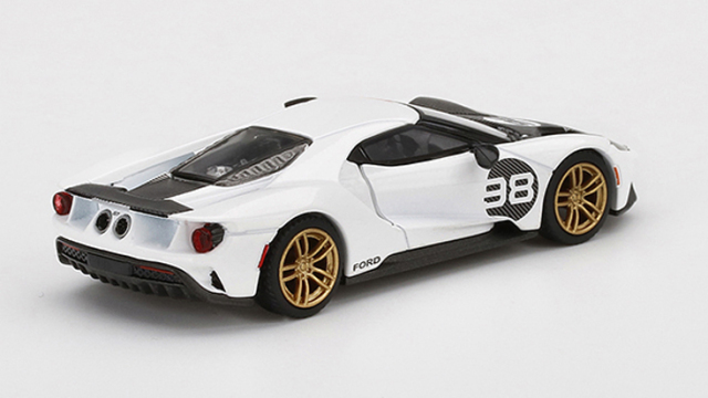 1964 フォードGT プロトタイプヘリテージエディションホワイト チェイスカー AUTOart 1/18 フォード GT '64 プロトタイプ ヘリテージ