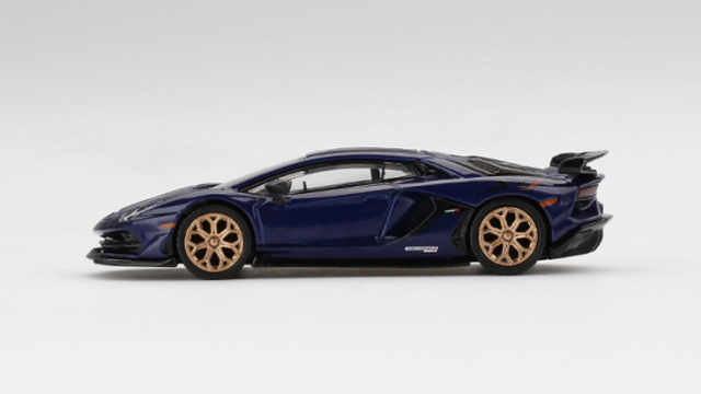 MINI GT 1/64 ランボルギーニ アヴェンタドール SVJ Viola