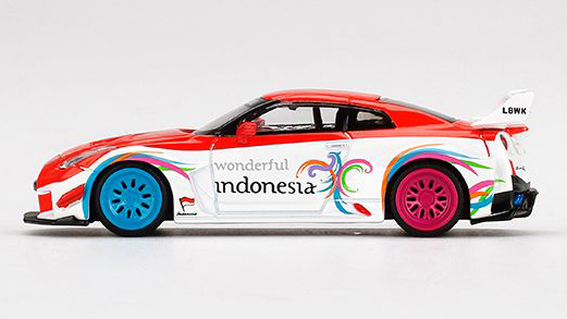 MINI GT 1/64 LB-Silhouette WORKS GT Nissan 35GT-RR バージョン1