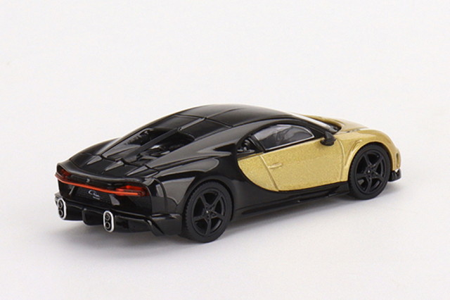 MINI GT 1/64 ブガッティ シロン スーパースポーツ ゴールド(左