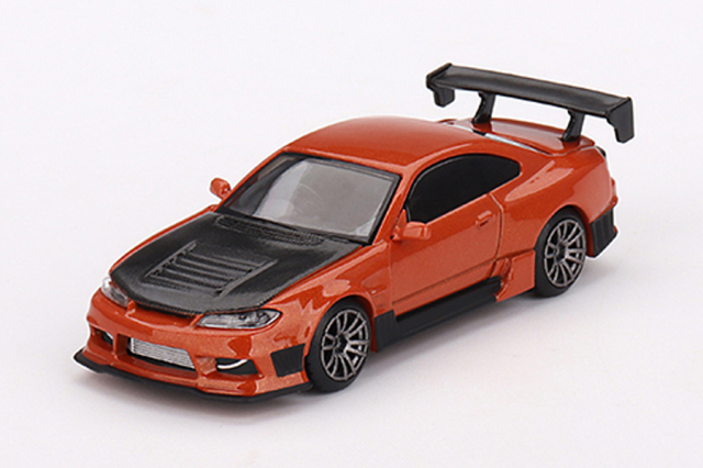 MINI GT 1/64 Nissan シルビア S15 D-MAX メタリックオレンジ(右ハンドル)
