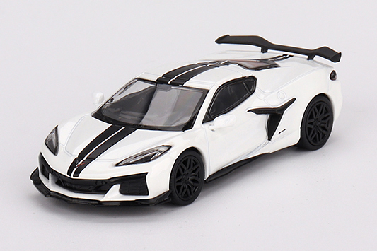 MINI GT 1/64 シボレー コルベット Z06 2023 アーティックホワイト(左ハンドル)