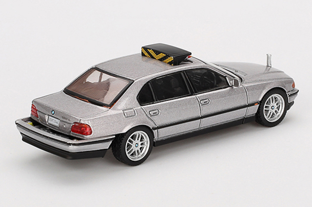 【非売品】 BMW mini KIT MINI GT 1/64 BMW 750IL 「トゥモロー・ネバー・ダイ」(1998)日本限定