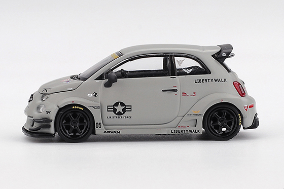 MINIGT アバルト 595 LBWK x Abas Works 店舗限定2種 1/64 アバルト 595 LB-WORKS x Abas Works IZTK(左ハンドル)【MGT01051