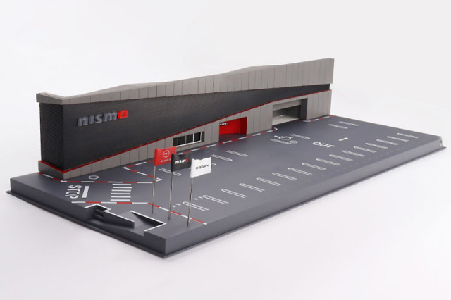 MGTAC34 1/64 ジオラマ 日産モータースポーツ＆カスタイマイズ