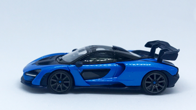 1/64 マクラーレン セナ セルリアンブルー Tarmac Works Shmee 150
