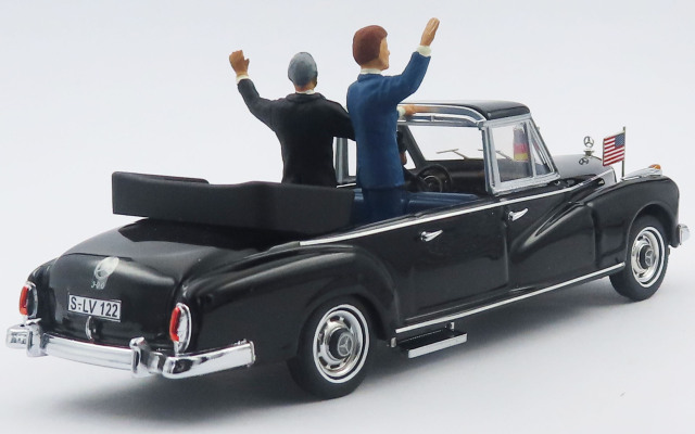 RIO 1/43 メルセデス ベンツ 300 D 1963 ランドーレット アデナウアー