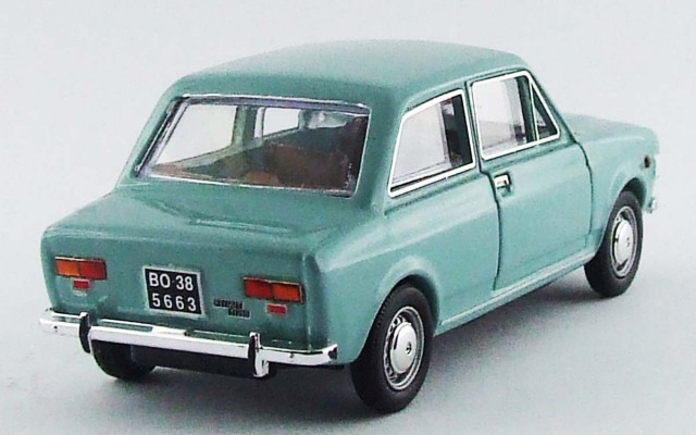RIO 1/43 フィアット 128 Due porte 1969 Azzurro Garda - サンリッチ