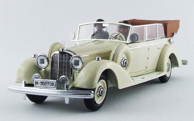 RIO 1/43 メルセデス 770K 1938 ホワイトフィギュア2体付（エヴァ・ブラウン/ガード）　