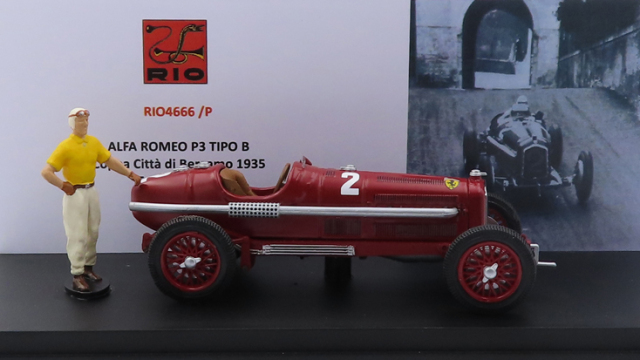 RIO 1/43 アルファロメオ P3 TIPO B Coppa Citta di Bergamo 1935 優勝車 #2 Tazio Nuvolari フィギュア付