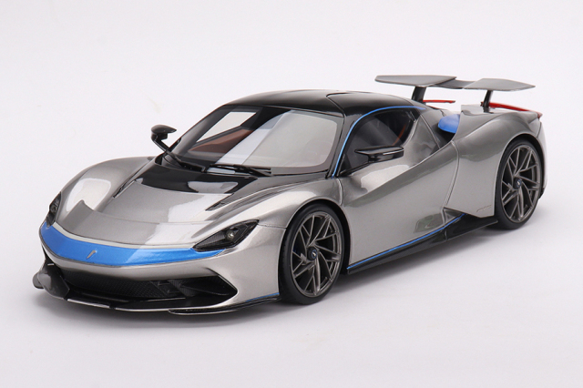 Top Speed 1/18 アウトモビリ ピニンファリーナ バッティスタ ジュネーヴ ワールドプレミア 2019 エディション Grigio Luserna Matt/Iconica Blu Matt Front Nose