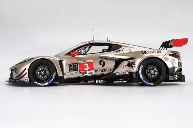Top Speed 1/18 シボレー コルベット Z06 GT3.R IMSA セブリング