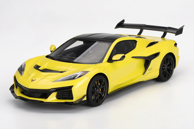 Top Speed 1/18 シボレー コルベット ZR1 Accelerate Yellow